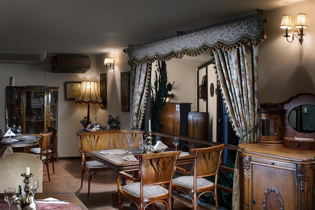 Pensiune-Restaurant Tara Luanei Sărata-Monteoru Eksteriør bilde